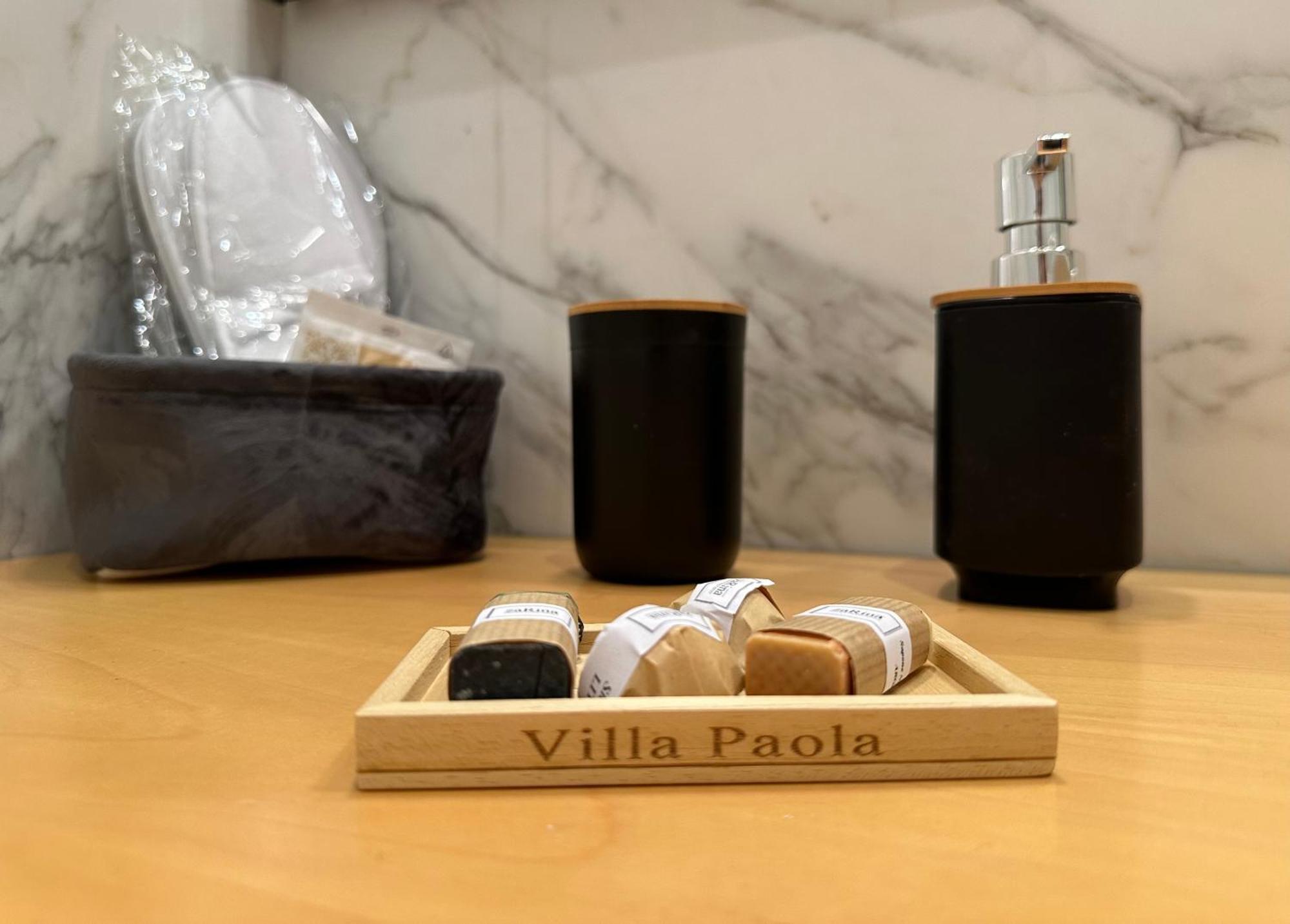 Villa Paola City Center , Luxury House In Town Centre バーリ エクステリア 写真